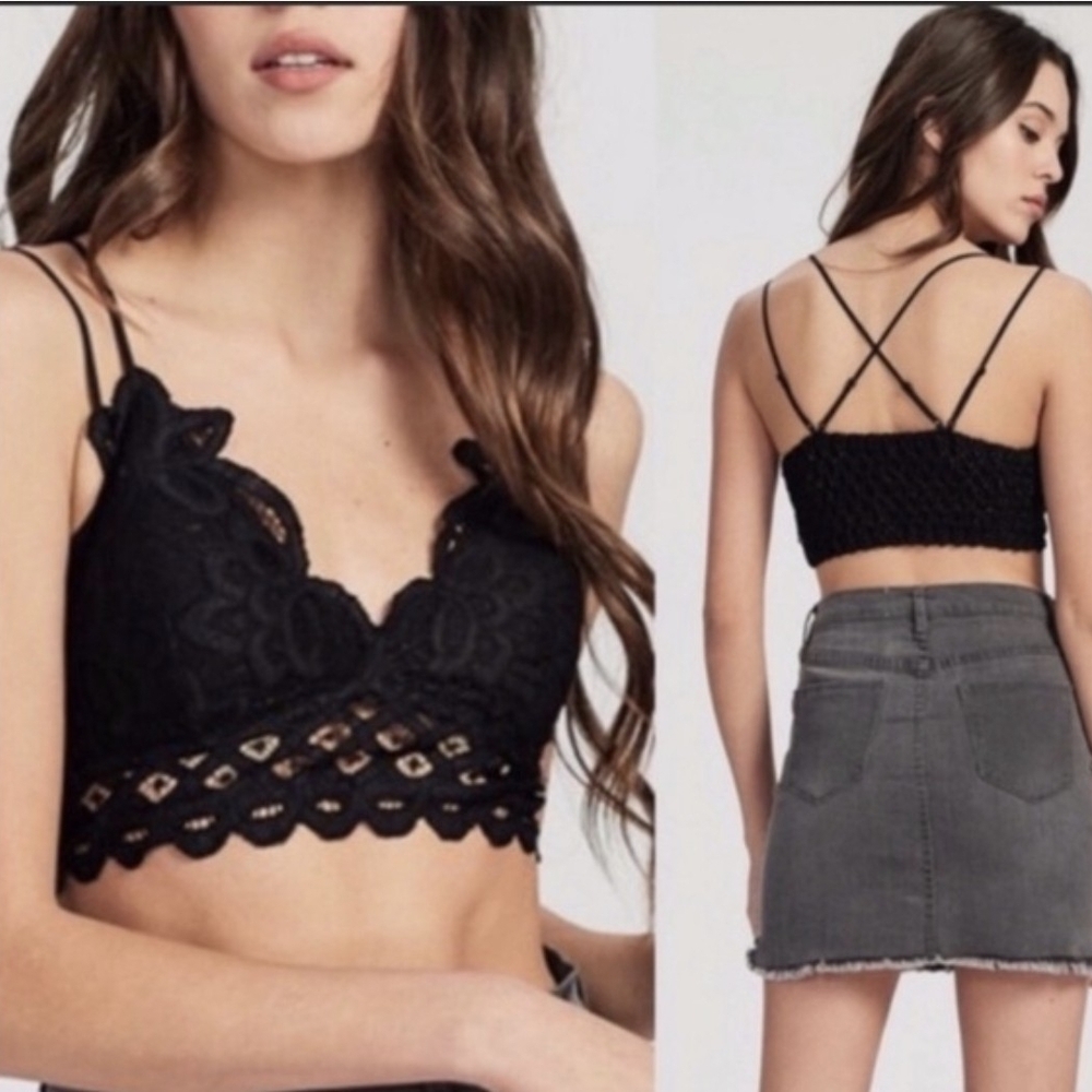 Elegant Black Lace Crop Top